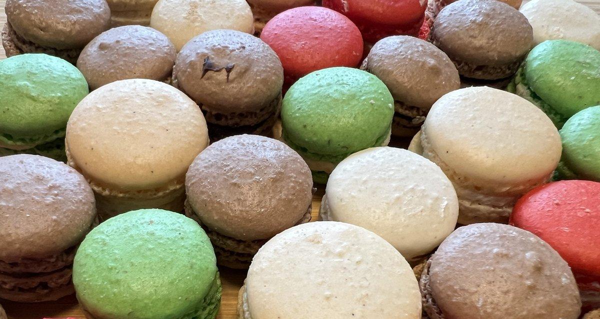 Mini Macarons
